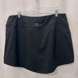 DSG tennis skort with hidden side pocket